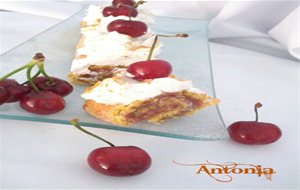 [[]] Brazo Gitano Con Crema De Cerezas [[]]
