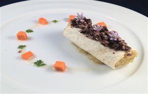 Canutillo De Morcilla Con Manzana
