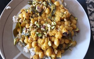 Curry De Garbanzos
