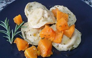 Raviolis De Calabaza Y Requesón
