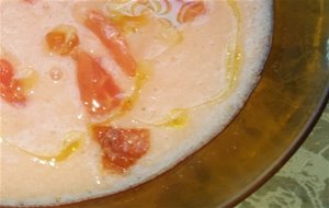 Gazpacho De Melón Con Jamón
