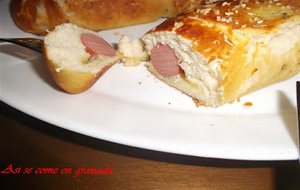 Pretzel Rellenos De Salchicha
