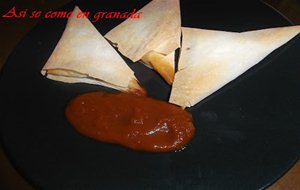 Samosas De Gambas Con Queso A Las Hierbas
