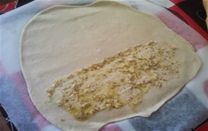 Pan De Ajo Calzone.