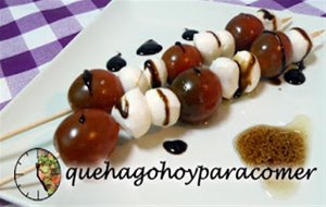 Brochetas De Mozarella Y Tomate
