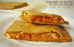 Empanada De Harina De Garbanzo Con Atún Y Tomate
