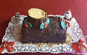 Tronco De Navidad De Crema Pastelera Y Chocolate
