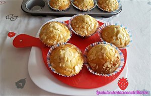 Magdalenas De Nata Y Almendras
