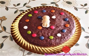 Tarta De Bizcocho Con Chocolate
