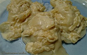 Varenikes (pasta Rellena Judía)
