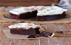 Tarta De Chocolate Con Cerveza Y Frosting De Queso