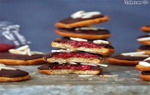 Galletas Rellenas De Frambuesa Muy Saludables, Tipo Pim&#8217;s