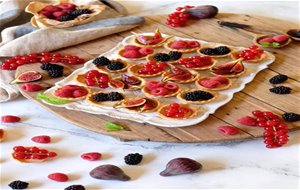 Tartaletas Con Frutos Rojos Y Sorpresa