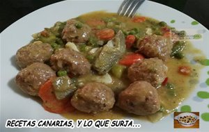 Albóndigas De Carne Con Menestra