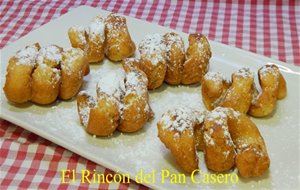 Tirabuzones Dulces Y Crujientes, Un Dulce Muy Original Y Sabroso
