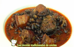 Receta De Alubias Negras A La Vasca
