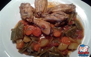 Alitas De Pollo Con Judías Verdes Y Verduras
			