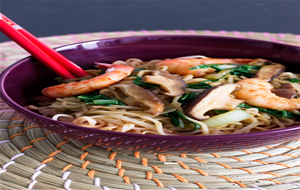 Noodles Con Gambas Y Setas Shiitake
