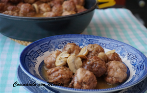 Receta De Albóndigas En Salsa Con Champiñones
