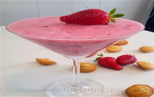 Fresas Con Yogurt Y Galletas, Receta Casera