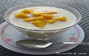 Perlas De Tapioca Con Leche De Coco Y Mango
