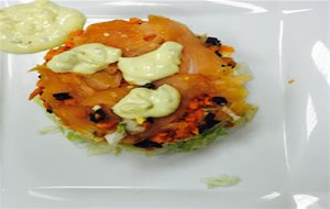 Ensalada De Ahumados Con Salsa Tartara
