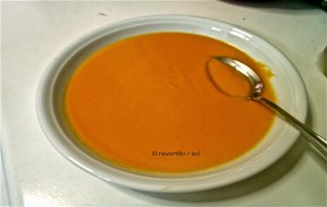 Crema De Calabaza Con Caldo De Pollo
