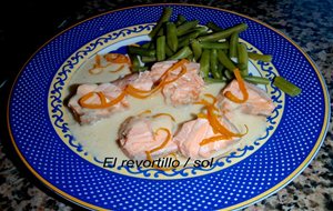 Salmon  Al Vapor Con Salsa De Naranja
