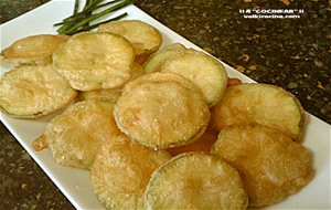 Chips De Calabacín En Tempura
