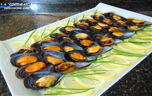 Mejillones Al Cava O Al Vino