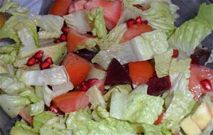 Ensalada Con Colores Rojos
