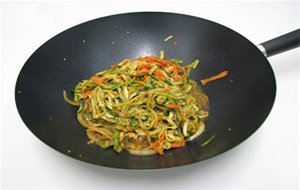 Noodles De Calabacín Y Zanahoria
