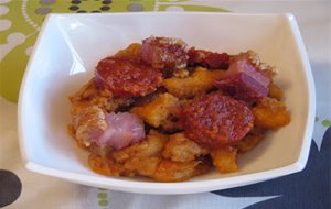 Migas Con Chorizo Y Torreznos
