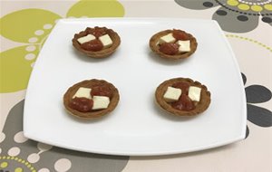 Tartaletas De Queso Manchego Con Mermelada De Azafrán Y Membrillo
