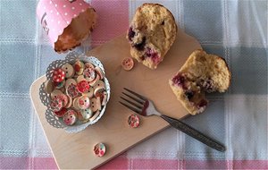 Muffins De Leche Condensada Y Chocolate Blanco Con Moras
