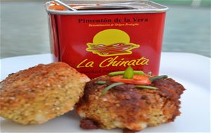 Chipotle-chorizo Con Queso Spanish Tapa / Tapa De Queso Con Chorizo Chipotle