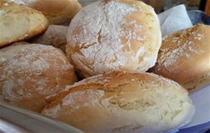 Panecillos De Chia Para El Desayuno
