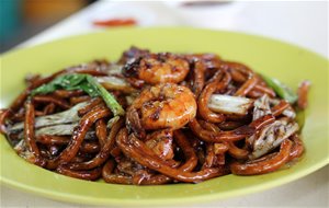 Hokkien Mee ( Noodles Con Carne De Cerdo Y Gambas)
