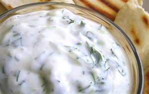 Raita De Pepino
