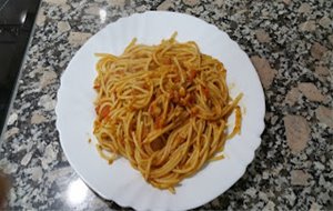 Espaguetis/macarrones A Las Finas Hierbas
