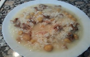 Arroz Blanco En Caldo Del Cocido
