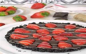 Tarta Fácil De Chocolate Con Fresas
