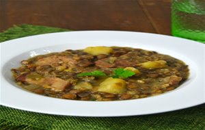 Lentejas Guisadas Con Costillas
