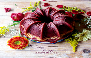 Bundt Red Velvet Y Cheesecake.
