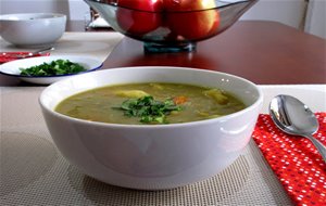 Sopa De Arvejas (guisantes) Secas Con Verduras Y Papa
