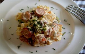 Ensalada Alemana De Patatas Y Salchichas
