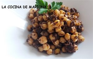 Revuelto De Garbanzos Con Morcilla