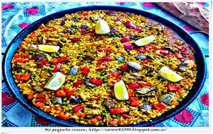 Paella De Carne Y Almejas
