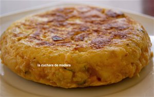 Tortilla Española Con Cebolla Y Calabacin
