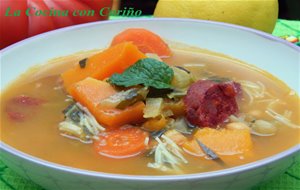 Sopa De Garbanzos Con Calabaza Y Acelgas
